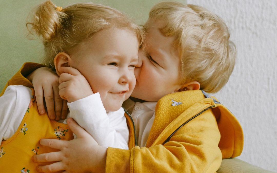 Nurturing Harmony and Love When Introducing a New Baby to Older Siblings